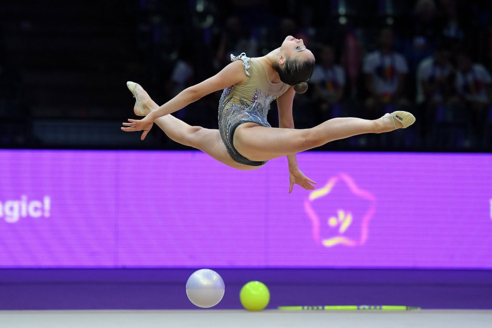 Hervorragender Saisonstart Gymnastin Melina Märk