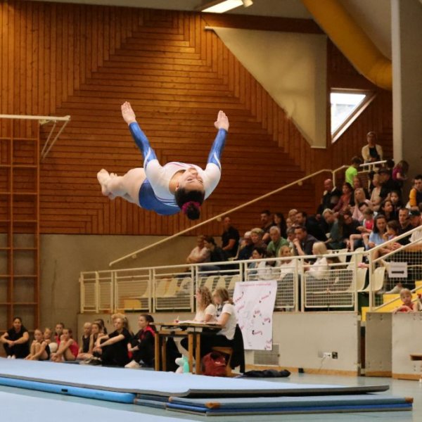 Starker Saisonstart der Turnerinnen