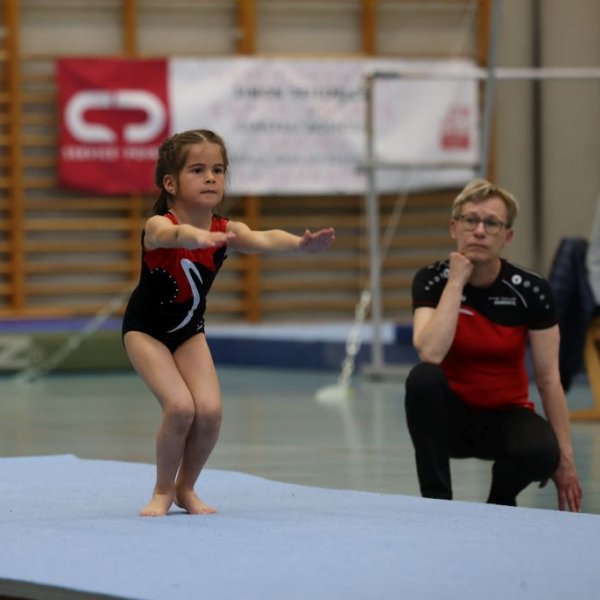 Starker Saisonstart der Turnerinnen