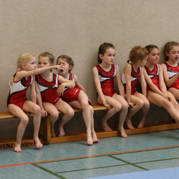 Starker Saisonstart der Turnerinnen