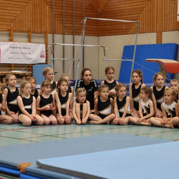 Starker Saisonstart der Turnerinnen