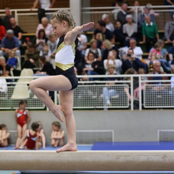 Starker Saisonstart der Turnerinnen