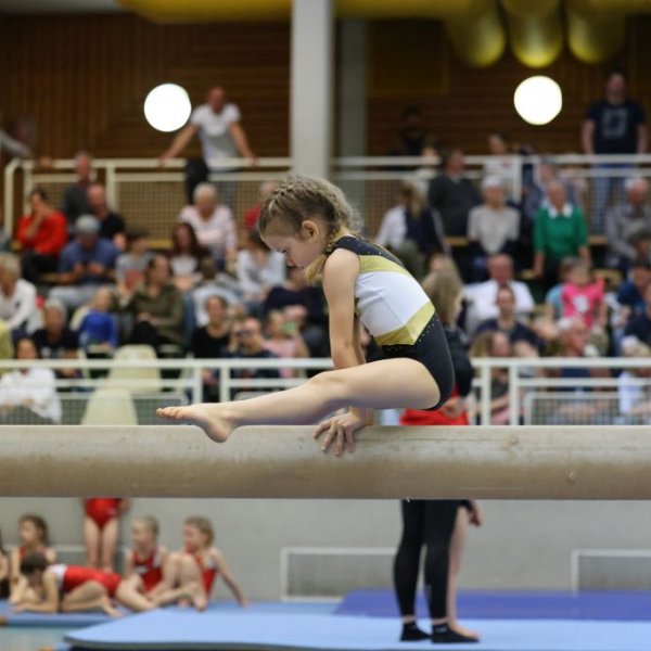 Starker Saisonstart der Turnerinnen