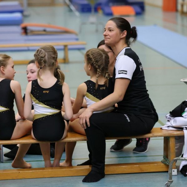 Starker Saisonstart der Turnerinnen