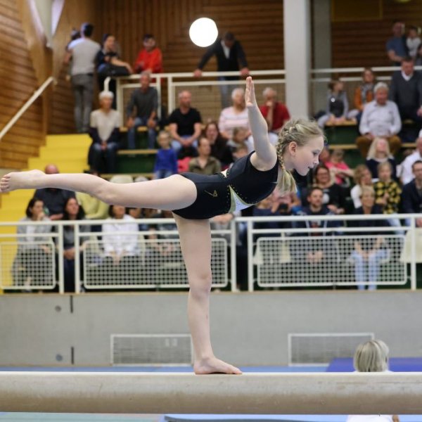 Starker Saisonstart der Turnerinnen