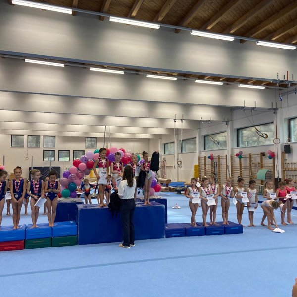 Gymtex Mini Team Cup der Kunstturnerinnen