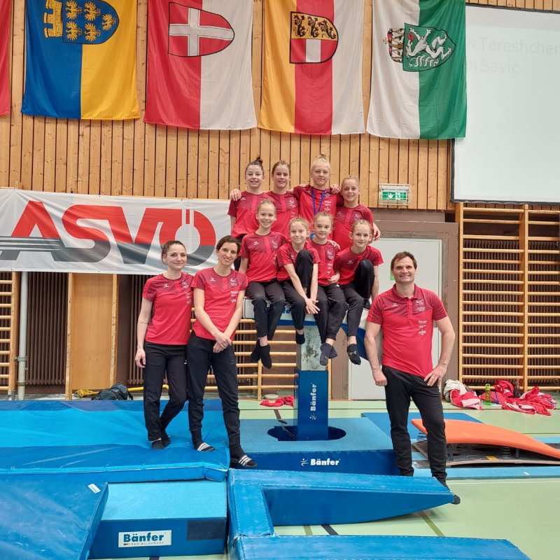 Nachwuchsturnerinnen beim Int. ASVÖ Cup in Innsbruck